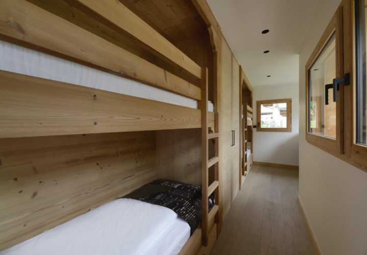 photo_5c922e65167341eaa3aea69dafb3eb29