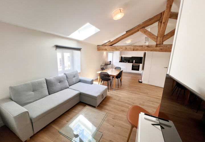 photo_66a0fbb2cd474d949702ea23a59cc006_Inc_0